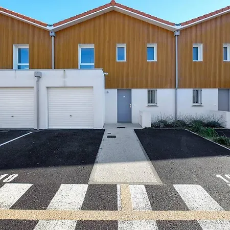 La Maison Des Lys Yourhosthelper 居让梅斯特拉
